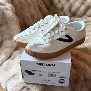 Tretorn White/Navy Sneakers